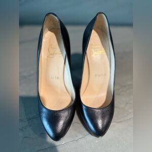 Christian Louboutin Classic Black Heels Made in Italy Size 35 1/2